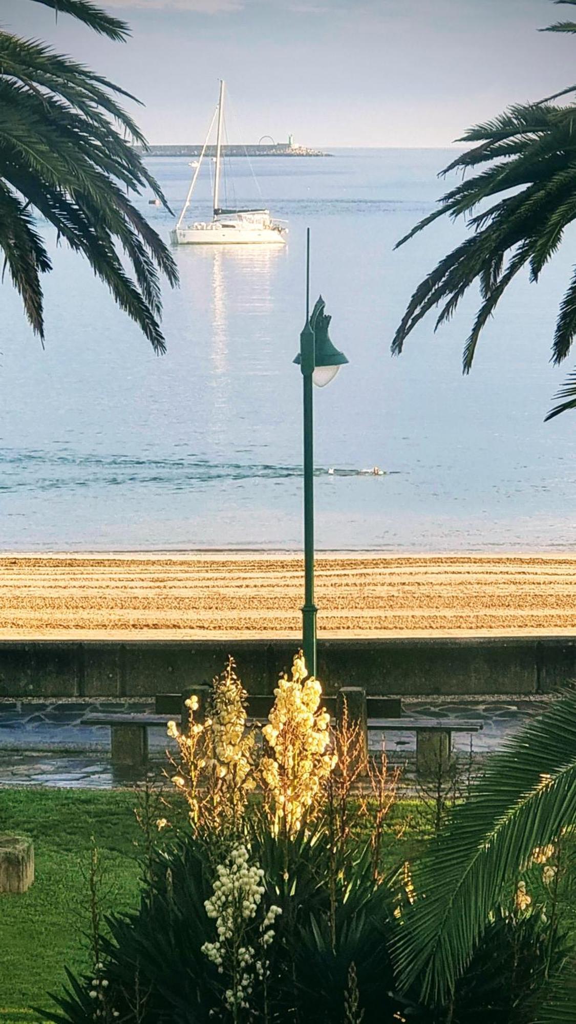 Precioso Atico Frente A La Playa De Santa Cristina Apartment โอโกรูญา ภายนอก รูปภาพ